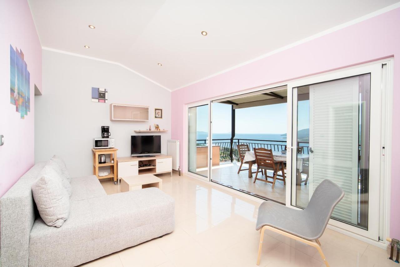 Apartments Oriana Rabac Exterior foto