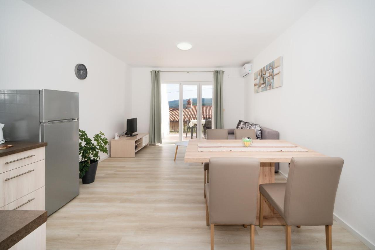 Apartments Oriana Rabac Exterior foto